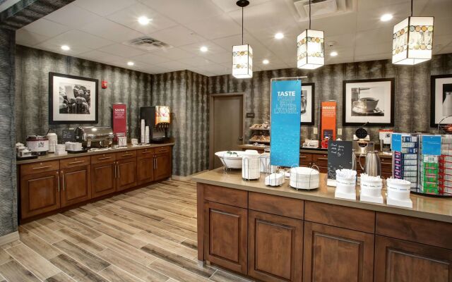 Hampton Inn & Suites Baltimore/Aberdeen