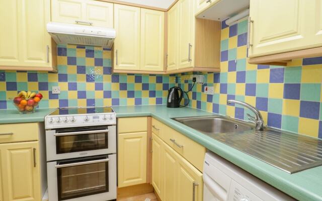7 Richmond Lodge