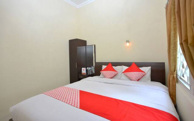 OYO 722 Uno Guesthouse