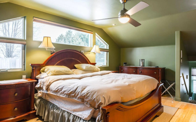 Abbott Road Suites