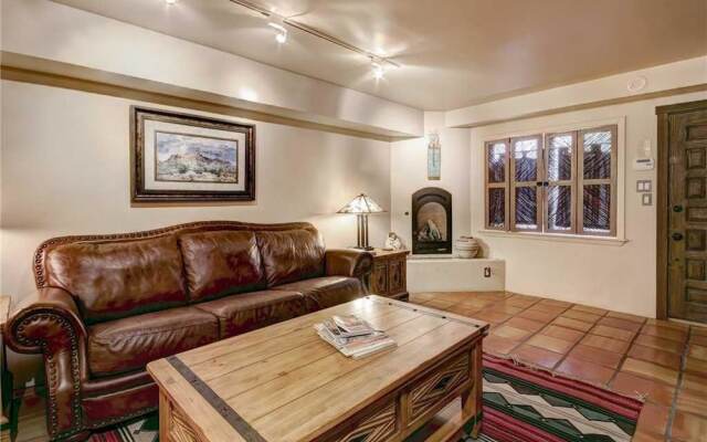 Plaza Splendor - Three Bedroom Home