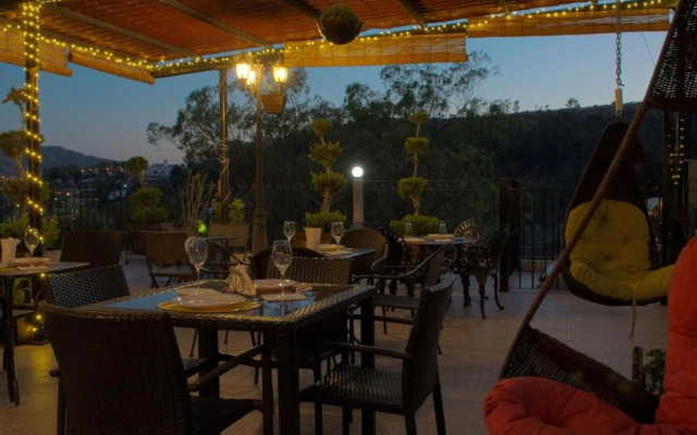 Casa Corazón de Plata Suites