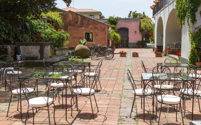 Hotel Etna