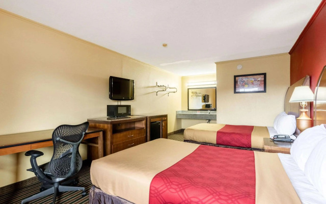 Econo Lodge Charlotte Airport Area