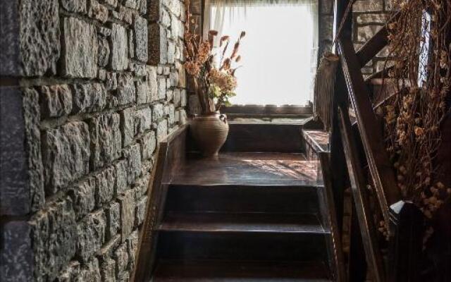 Stone Mansion Anavryti, ΑΜΑ 20569