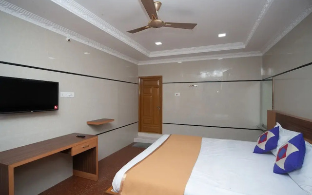 SPOT ON 30656 Sree Padma Residency