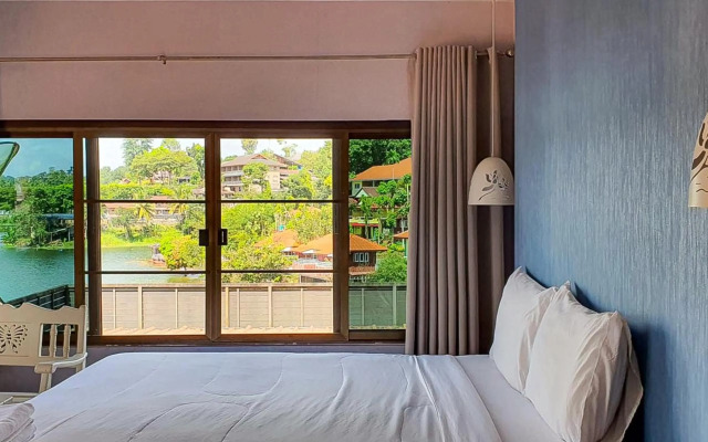 Phornpailin Riverside Resort