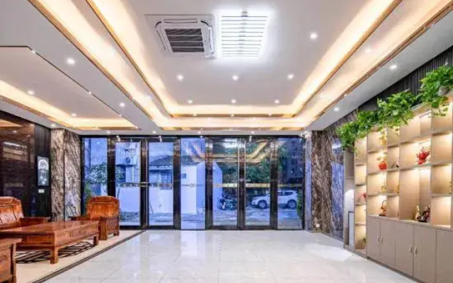 Cloud Smart Hotel