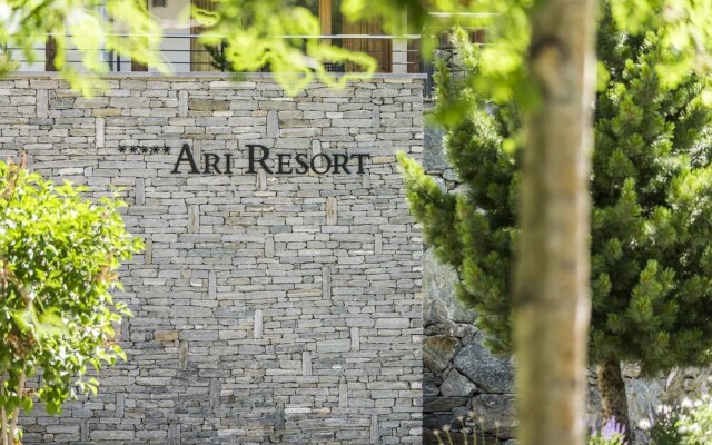 Ari Resort