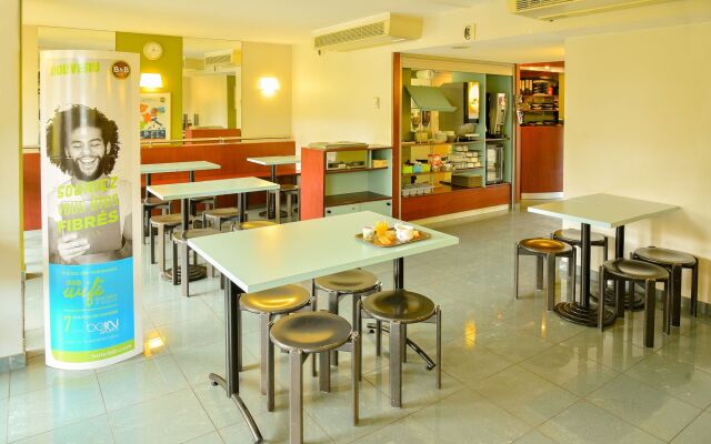 B&B HOTEL Lens Noyelles-Godault
