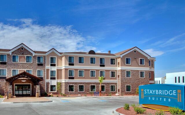 Staybridge Suites Tucson Airport, an IHG Hotel