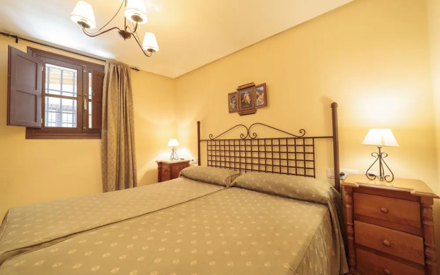 Casa Palacio de Los Leones