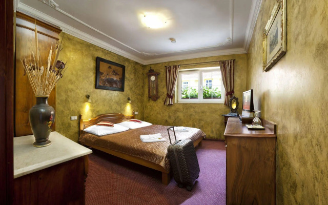 Hotel Karlštejn