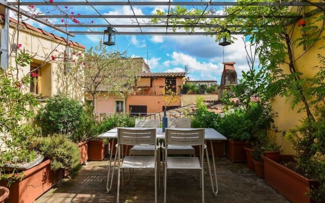 Monti Roof Terrace Apartment