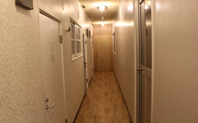 Guest House Banvina Shiroyama-Hostel