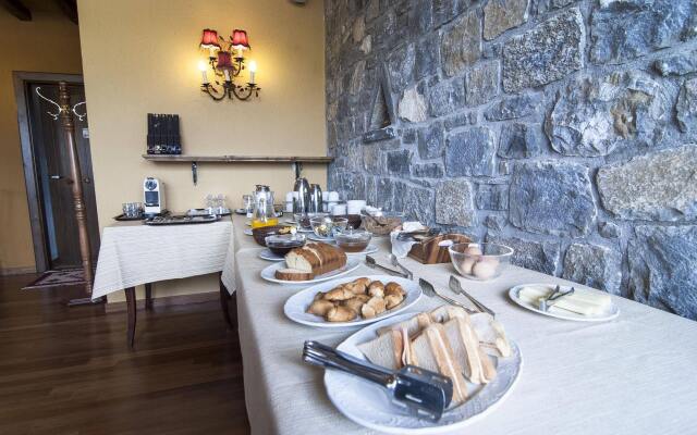 Aiora Luxury Suites
