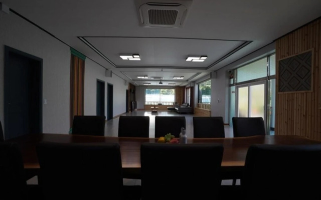 Paju Welcome Felix Pension