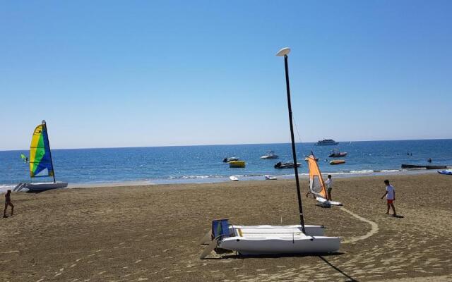 ZORBAS Sea View No 4