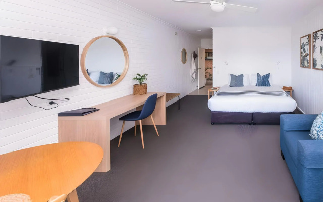 Mollymook Seascape Motel & Apartments