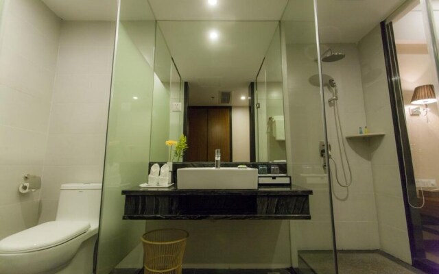 Golden Plam Hotel