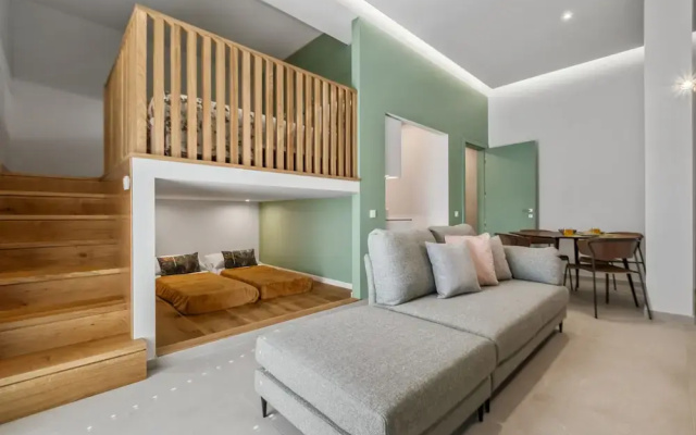 Studio Palace A by Homie