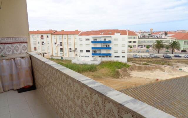 Apartment With 3 Bedrooms in Peniche, With Wonderful sea View, Furnish