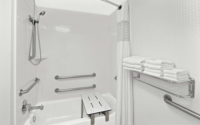 Hampton Inn Atlanta - Newnan