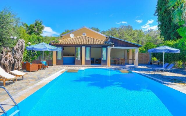 Villa Lianolia in Pelekito Corfu