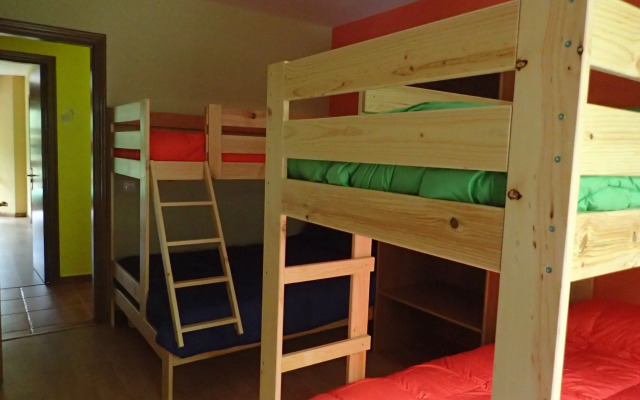 Albergue Los Avellanos - Hostel