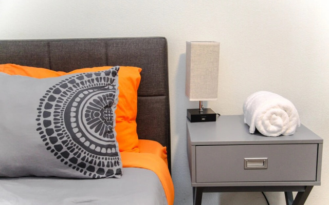 Music City Retreat Awesome Location, Sleeps 4!