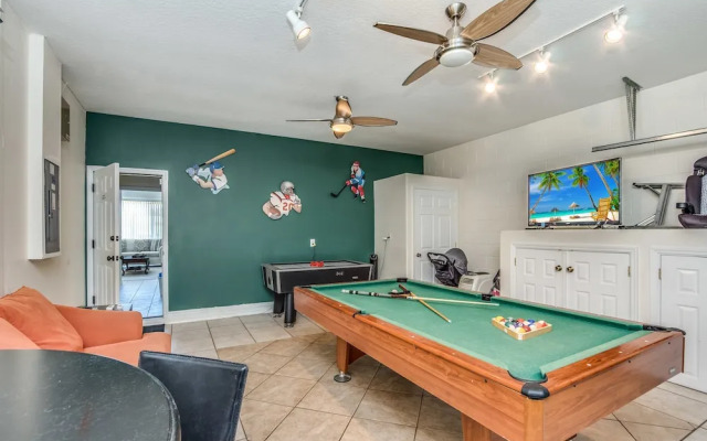 2615 Emerald Island