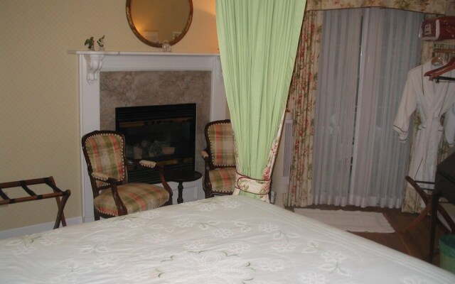 The Inn at Mallard Cove