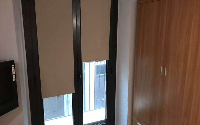 Estudio Trinquet TH120