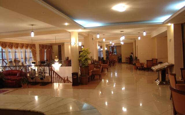 Taye Belay Hotel