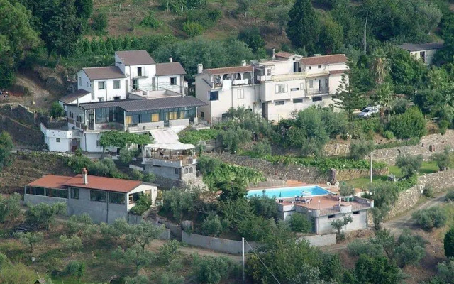 Tenuta Mauri - Agriturismo Vota