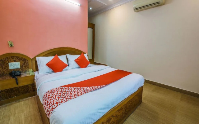 OYO 13935 Hotel Shree Celebration
