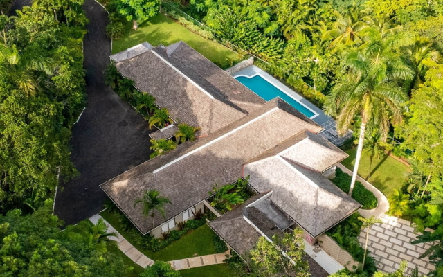 Secluded 3BR Garden Villa Pool Ocean Views