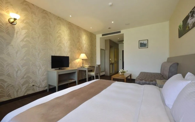 Toong Mao Resort Guanzilin