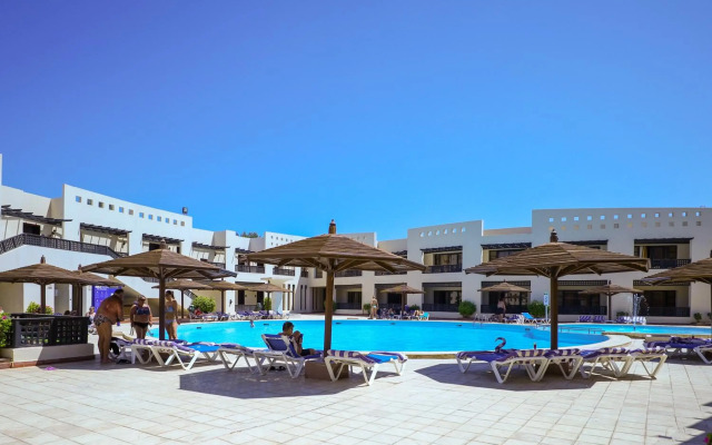 Blend Club Aqua Resort