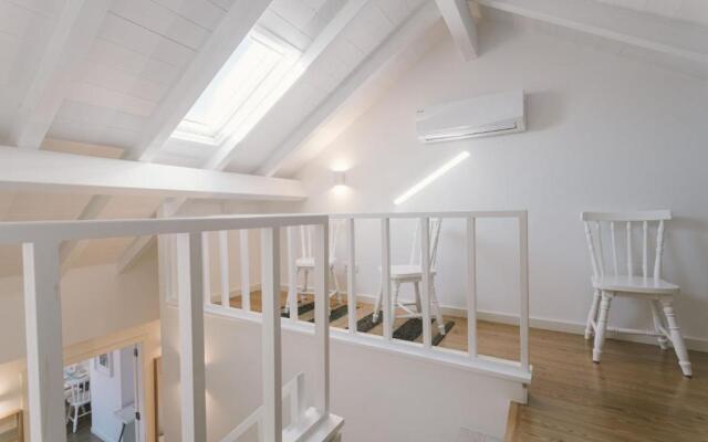 Best Houses 60 - Lusiadas I