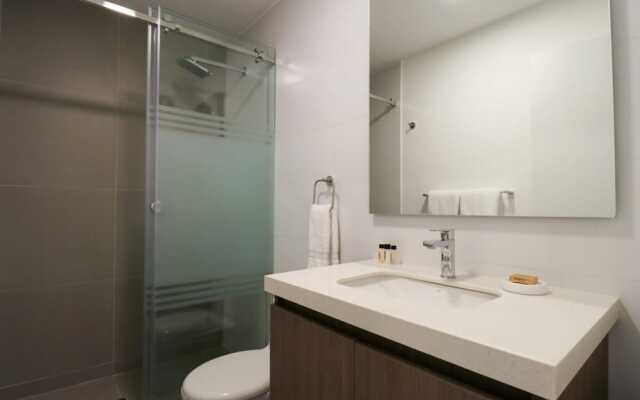 w Fantastic 2BR With Balcony in Miraflores