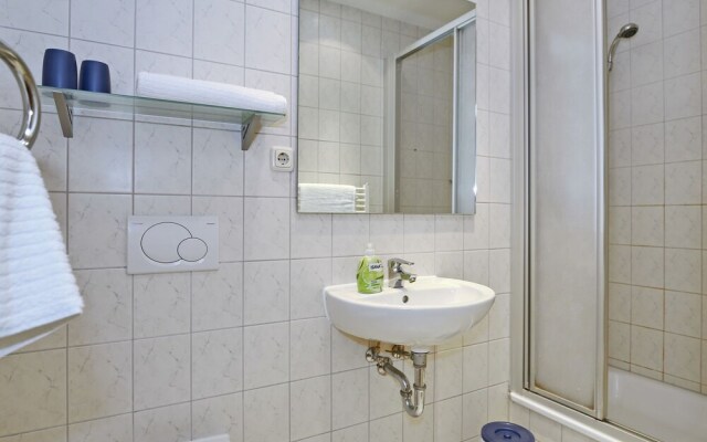 Comfy Apartment in Kühlungsborn near Town Center