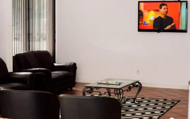 OYO 2S Hotel