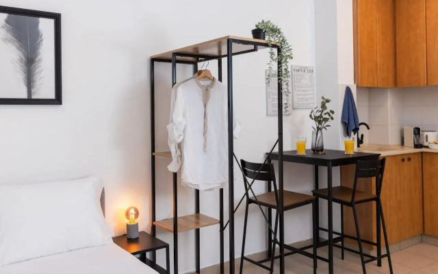 Studio 10 min from the Beach