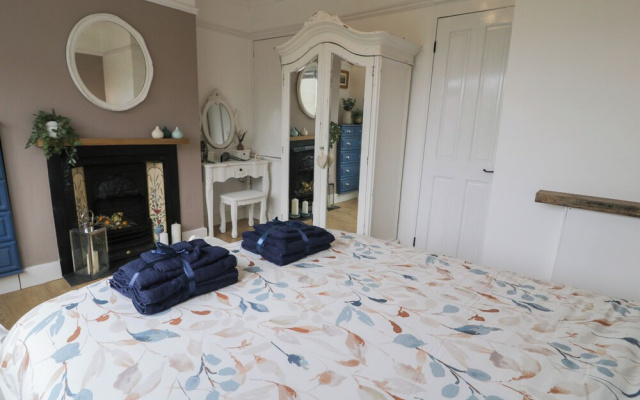 Mid Haven Cottage