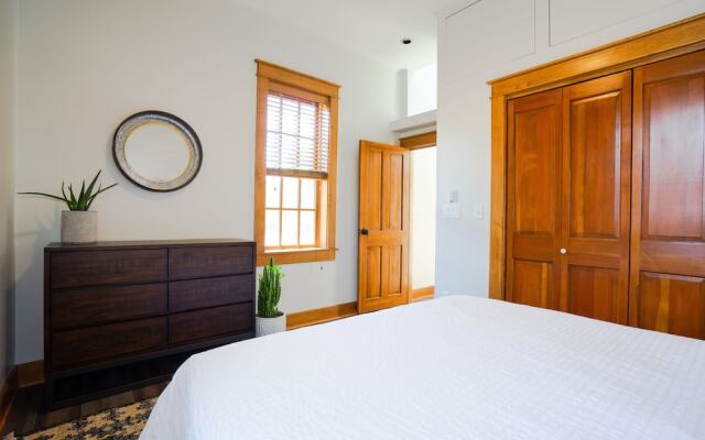 The Curtis Park Club