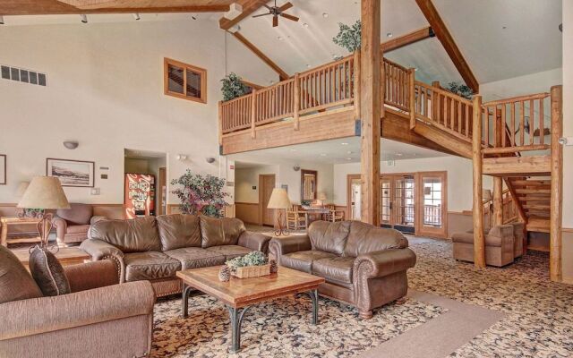 5983 Hidden River Lodge 3 Bedroom Condo by RedAwning