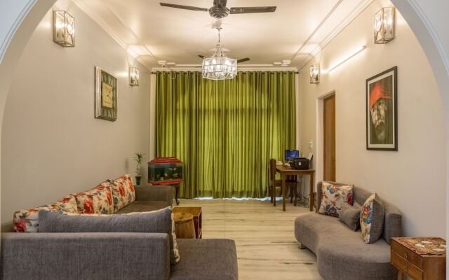 Under My Roof Hauz Khas