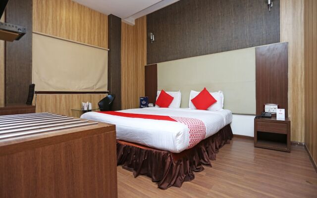 OYO 10690 Florence Hotel