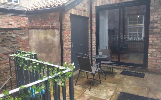 Micklegate Courtyard